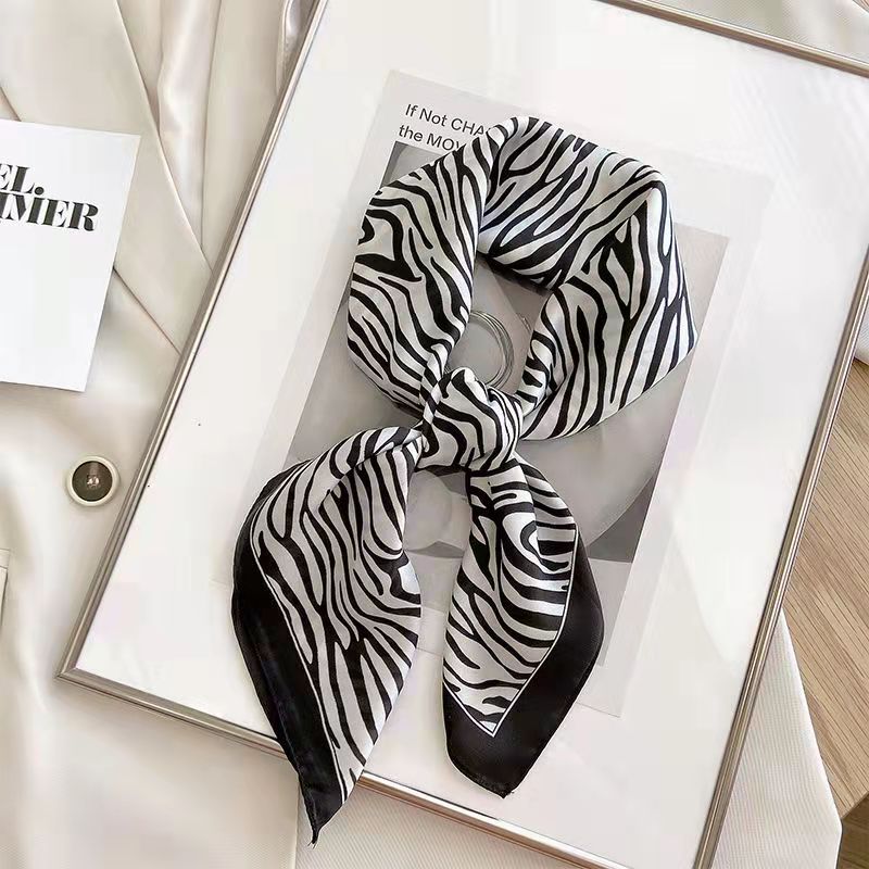 Silk Scarf Square - Yeni moda Zebra baskılı kare eşarp