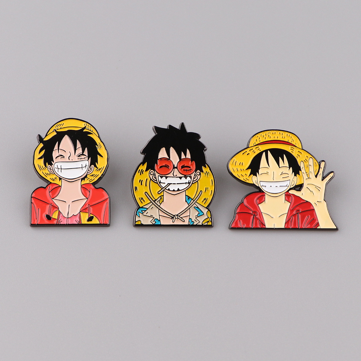 Korsan Macerası Anime Emaye Ro - Women'S Accessories Clothing incelemesi ve fiyatı
