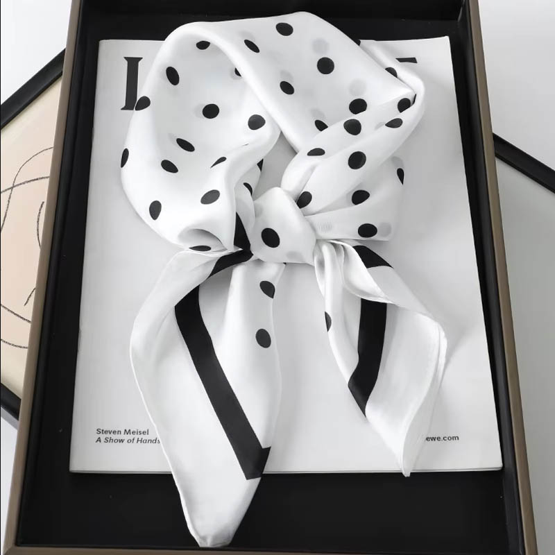 Lüks Bayan Saç Noktası Desenli - Silk Scarf Square incelemesi ve fiyatı